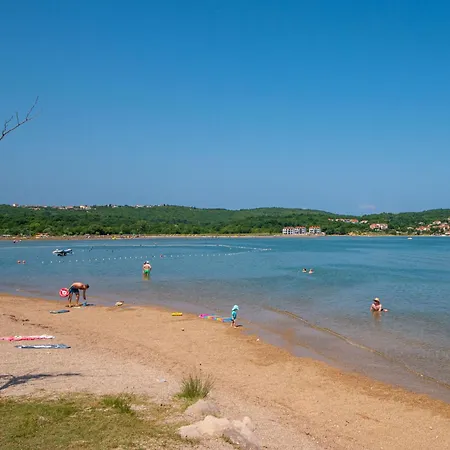 Pintadesol By Interhome Čižići